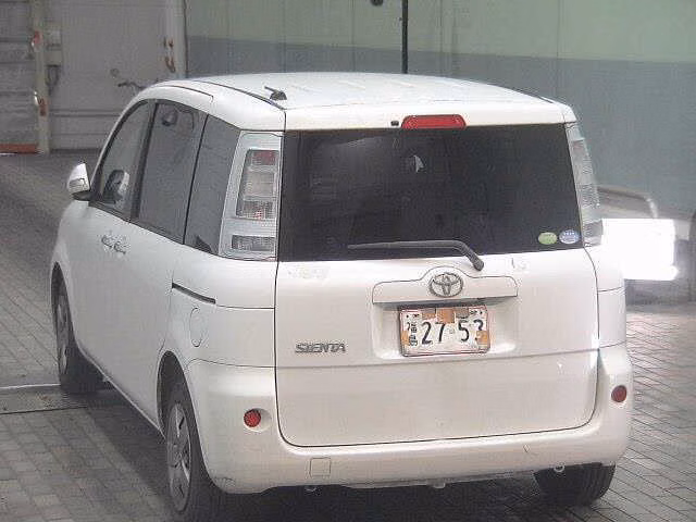 TOYOTA SIENTA