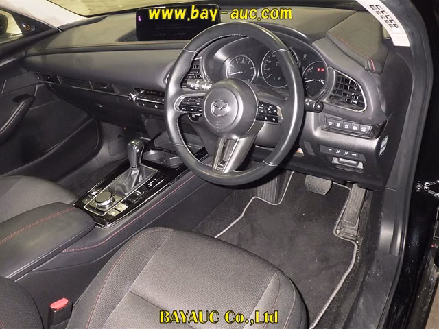 MAZDA CX-30