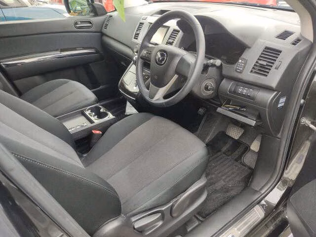 MAZDA MPV