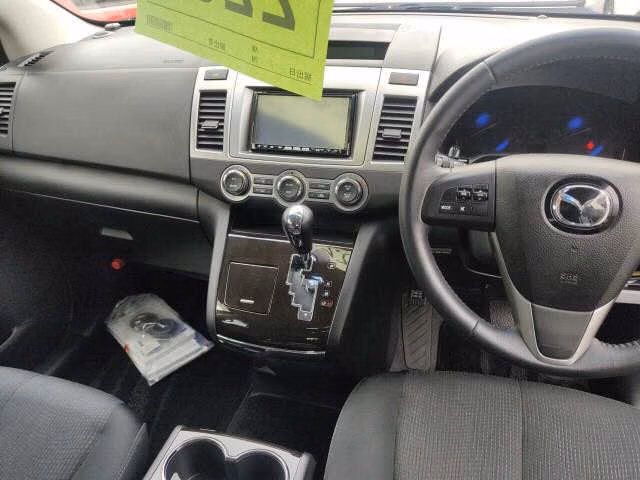 MAZDA MPV