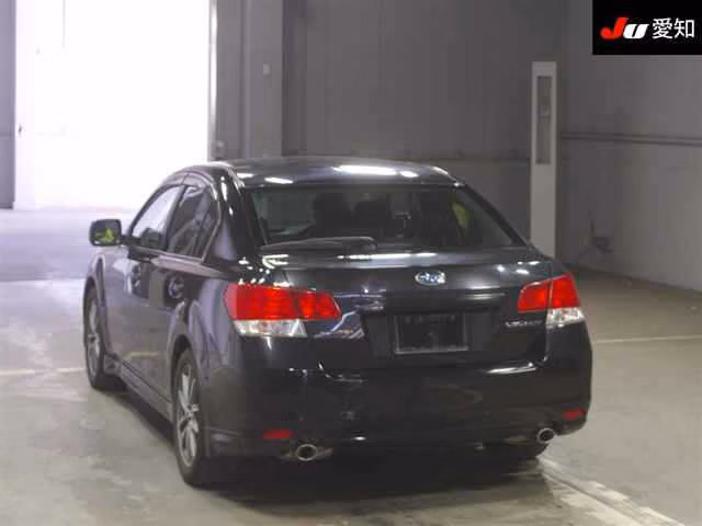 SUBARU LEGACY B4