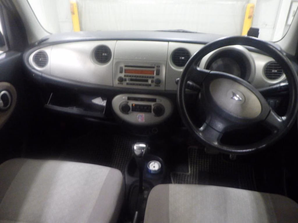 DAIHATSU MIRA GINO