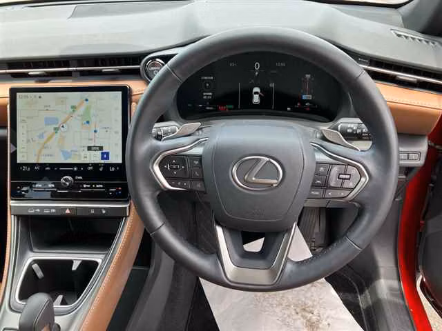 LEXUS LBX