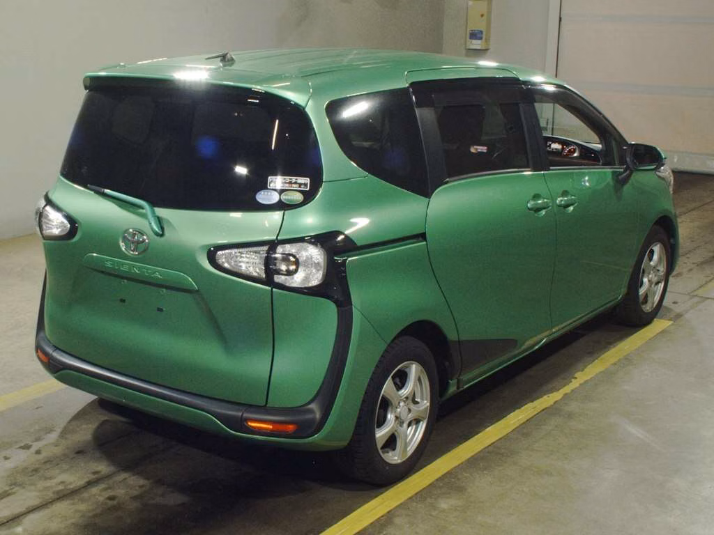 TOYOTA SIENTA