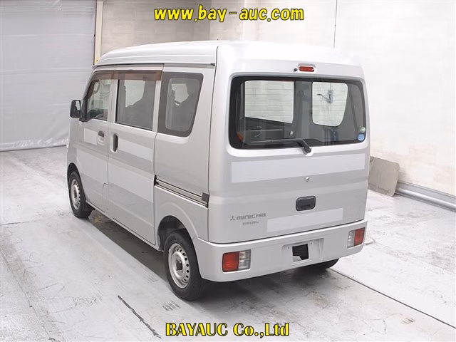 MITSUBISHI MINICAB