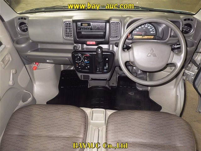 MITSUBISHI MINICAB