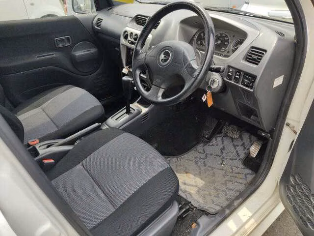 DAIHATSU TERIOS KID