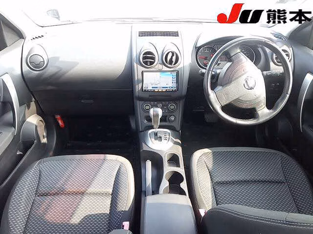 NISSAN DUALIS