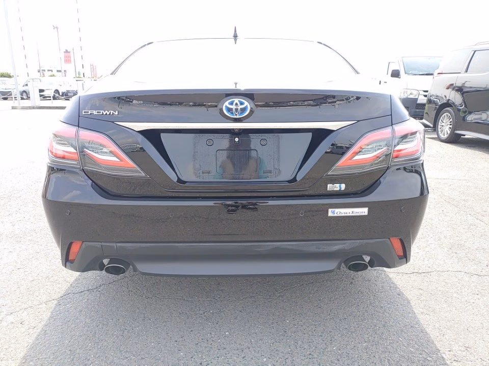 TOYOTA CROWN