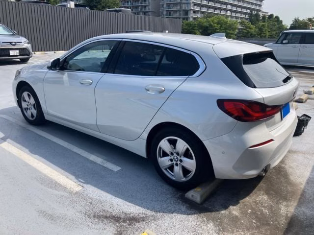 BMW 1-SERIES
