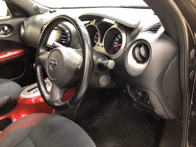 NISSAN JUKE