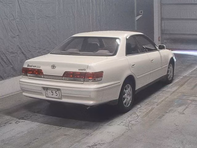 TOYOTA MARK II