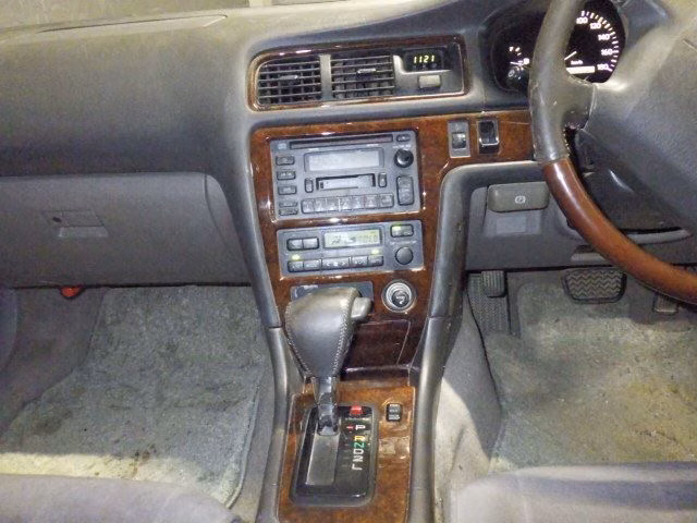 TOYOTA MARK II