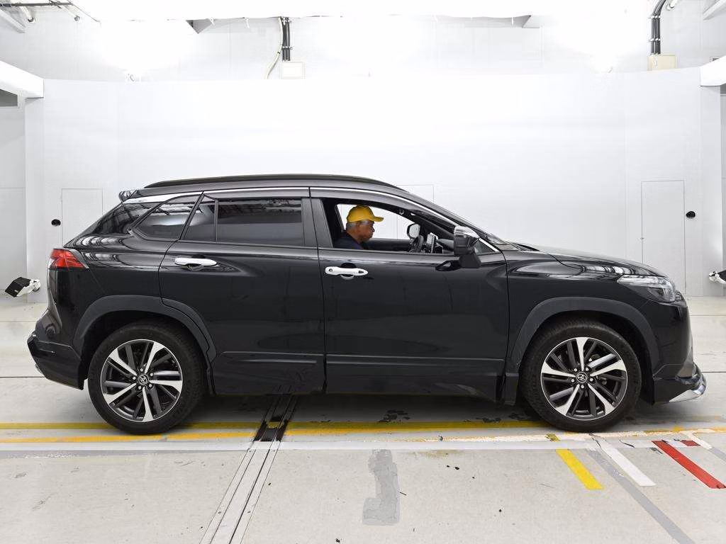 TOYOTA COROLLA CROSS