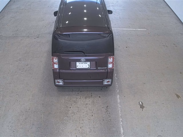 DAIHATSU WAKE