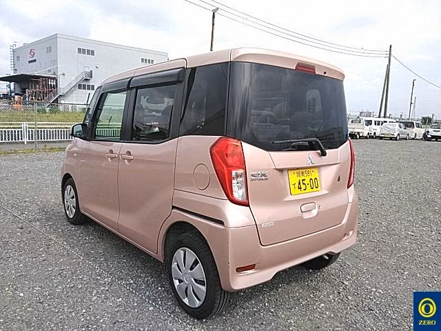 MITSUBISHI EK SPACE
