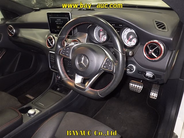 MERCEDES-BENZ CLA-CLASS