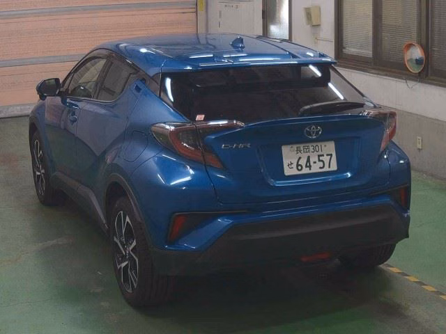 TOYOTA C-HR