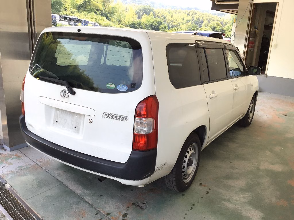 TOYOTA PROBOX