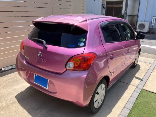 MITSUBISHI MIRAGE