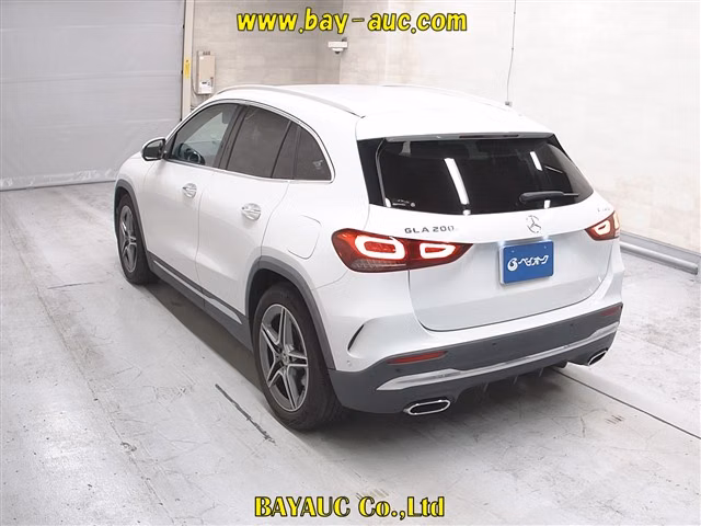 MERCEDES-BENZ GLA-CLASS