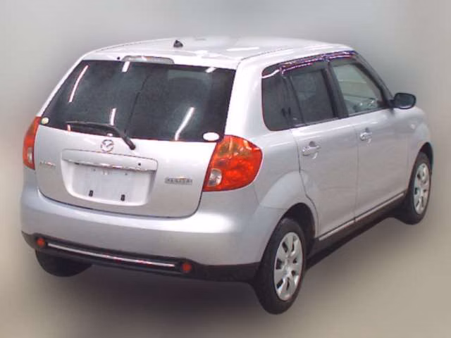 MAZDA VERISA
