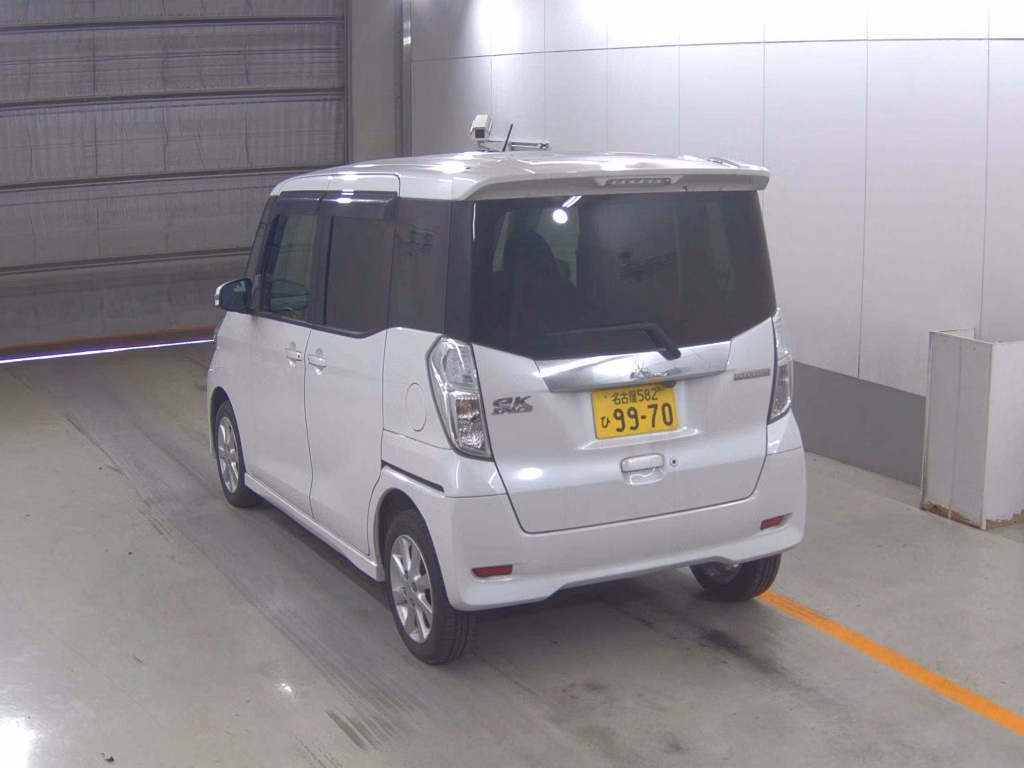 MITSUBISHI EK SPACE