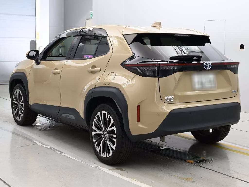 TOYOTA YARIS CROSS