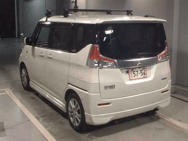 MITSUBISHI DELICA D:2