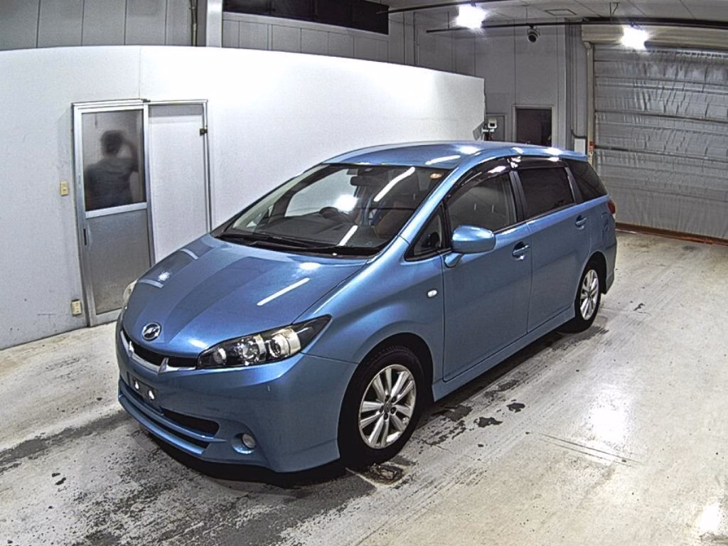 TOYOTA WISH
