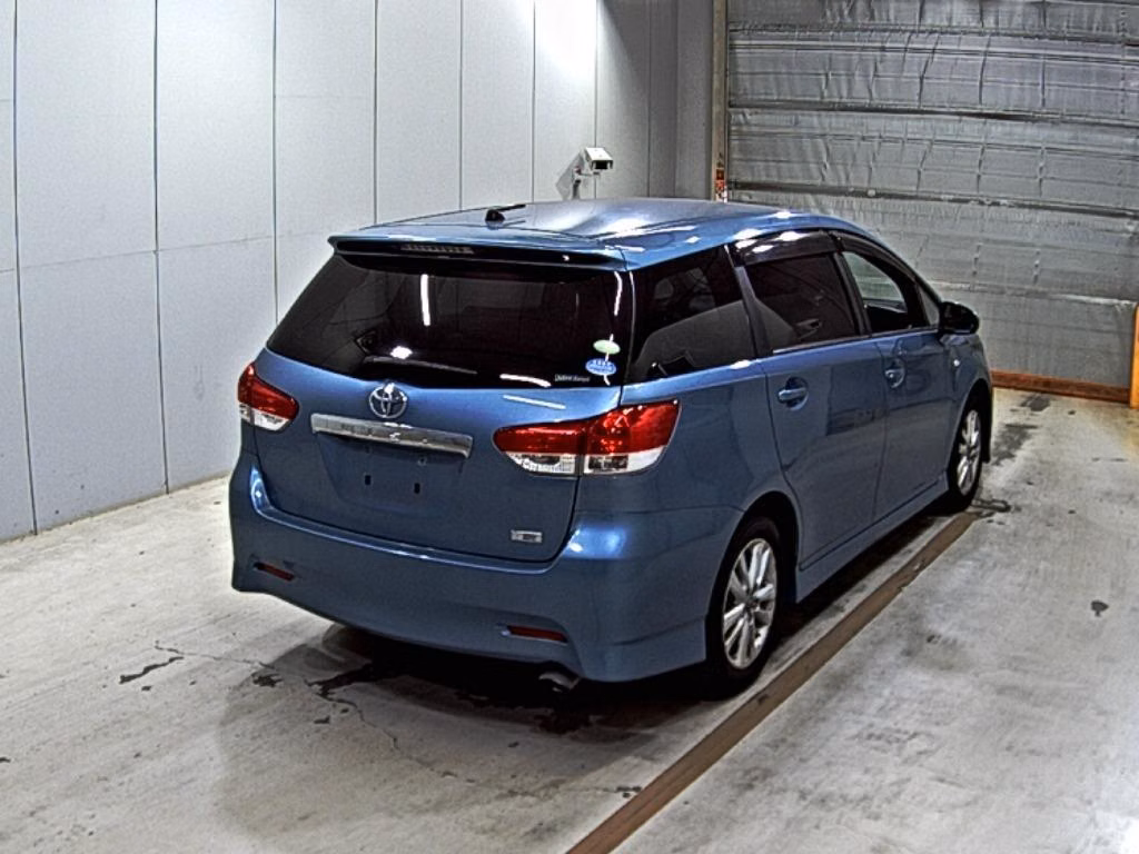 TOYOTA WISH