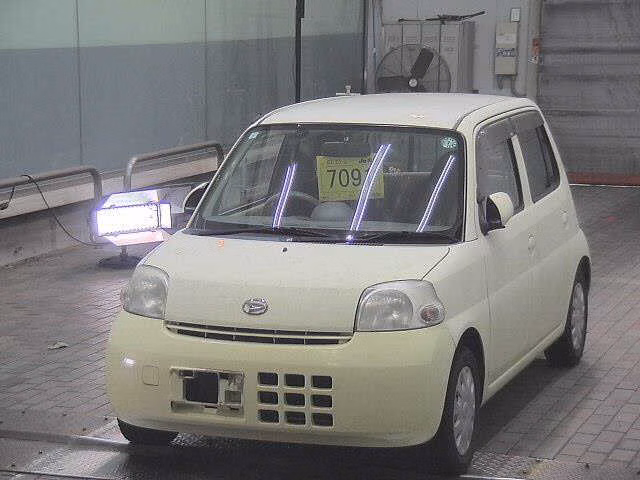DAIHATSU ESSE