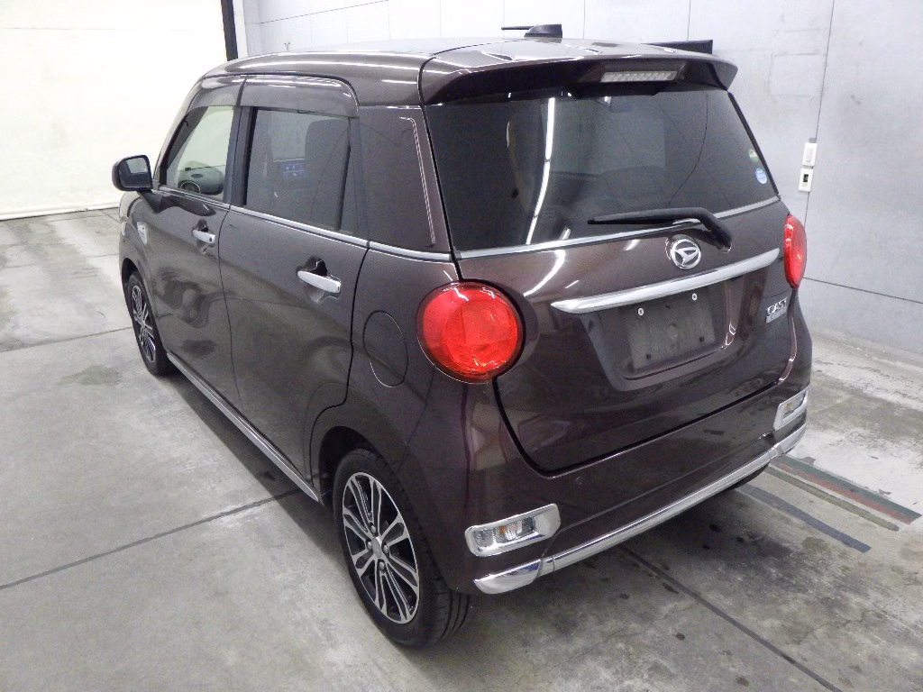 DAIHATSU CAST