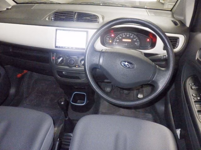 SUBARU R2