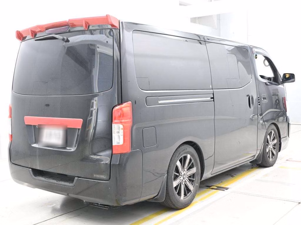 NISSAN NV350 CARAVAN