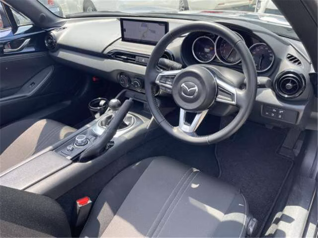 MAZDA ROADSTER