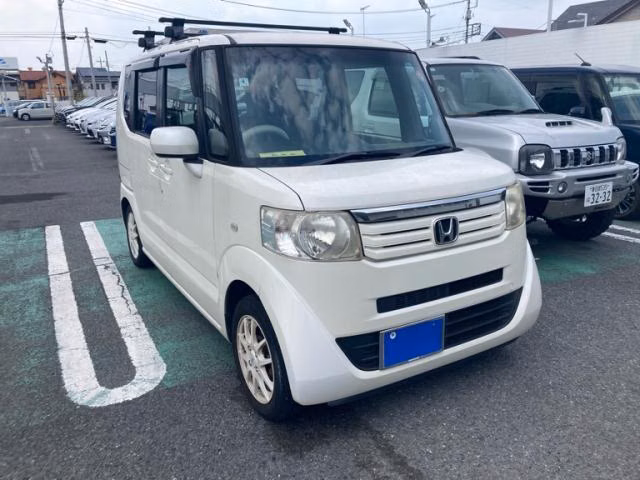 HONDA N-BOX