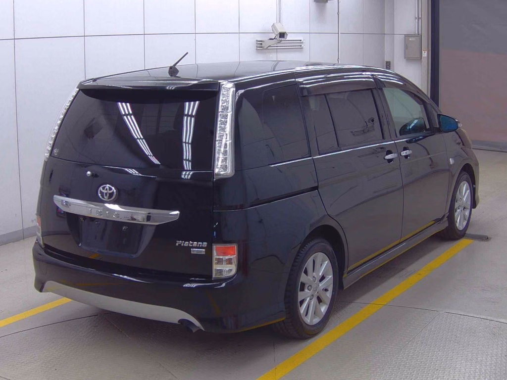 TOYOTA ISIS