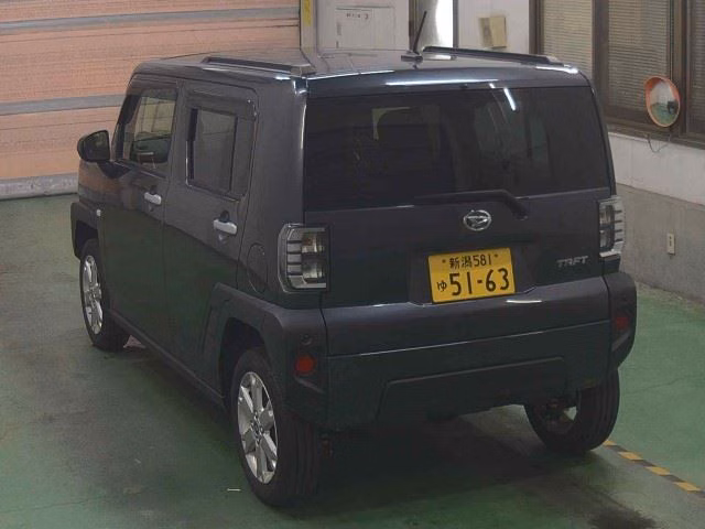DAIHATSU TAFT