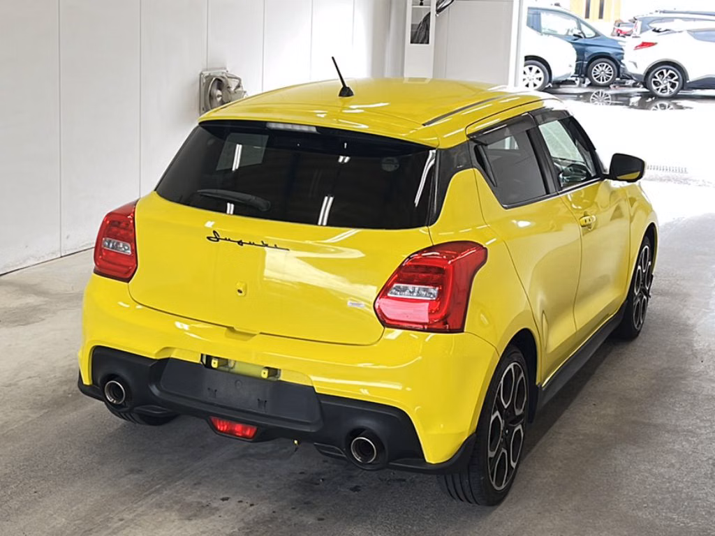 SUZUKI SWIFT