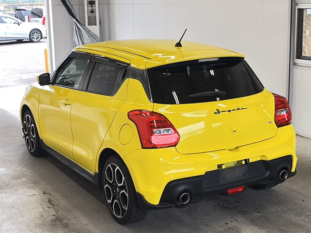 SUZUKI SWIFT