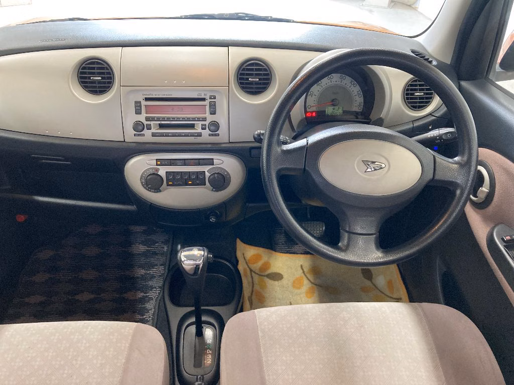 DAIHATSU MIRA GINO