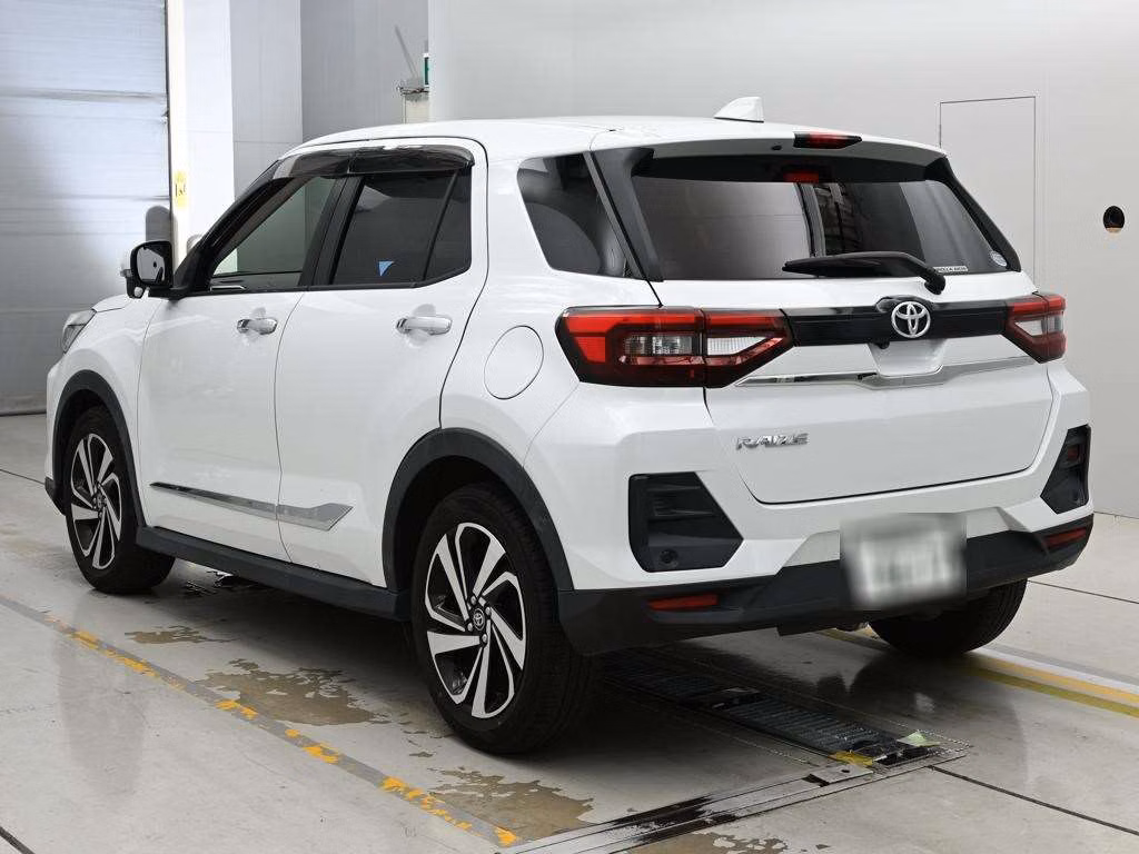 TOYOTA RAIZE