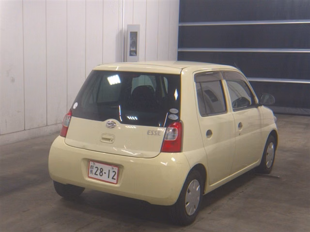 DAIHATSU ESSE