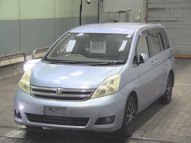 TOYOTA ISIS