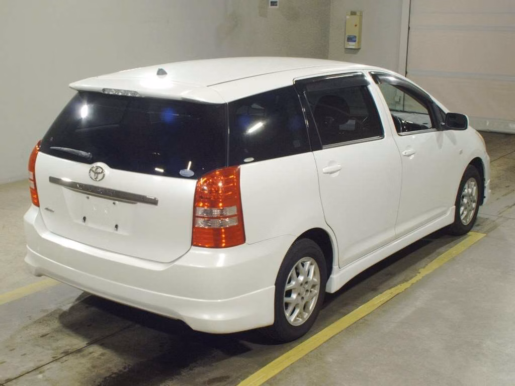 TOYOTA WISH