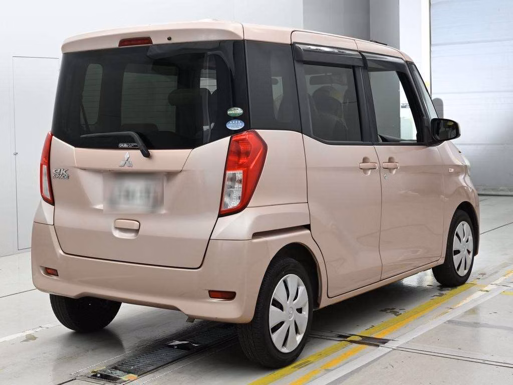 MITSUBISHI EK SPACE