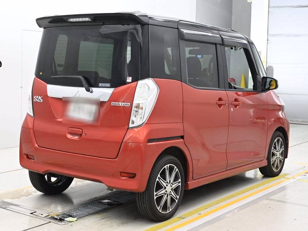 MITSUBISHI EK SPACE
