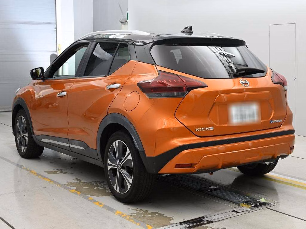 NISSAN KICKS