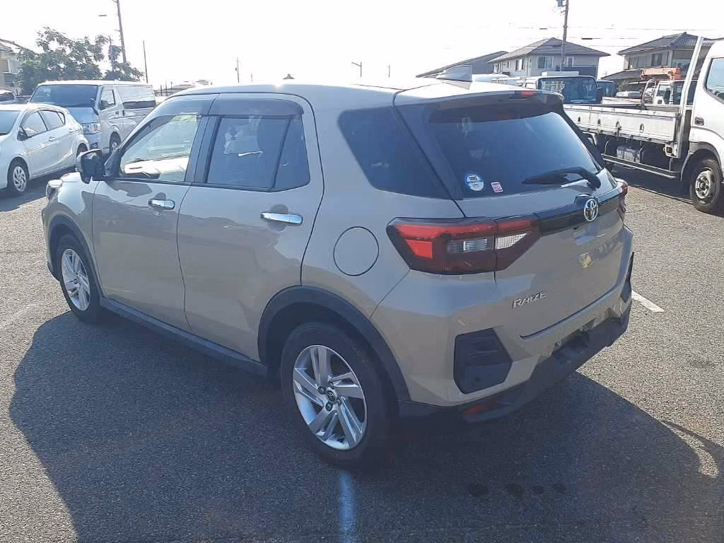 TOYOTA RAIZE